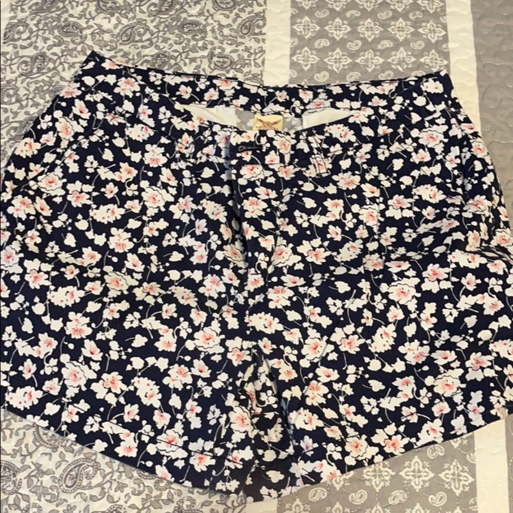 Faded glory shorts